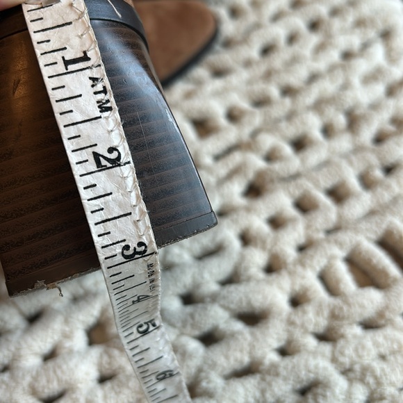 Anne Klein suede boots - Picture 12 of 13